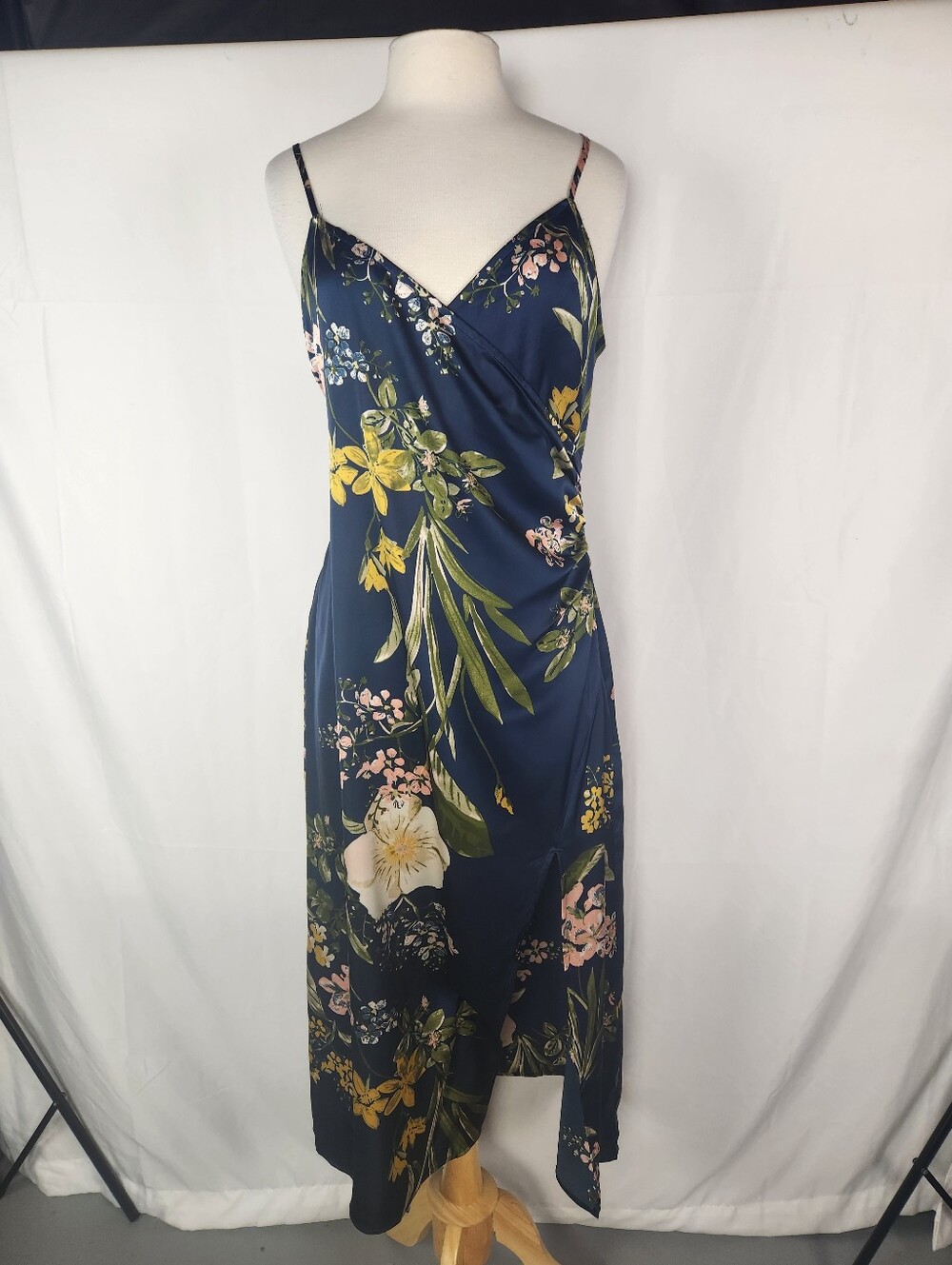 Lulus Remarkable Entrance Midi Slip Dress Large Navy Floral Satin Coquette